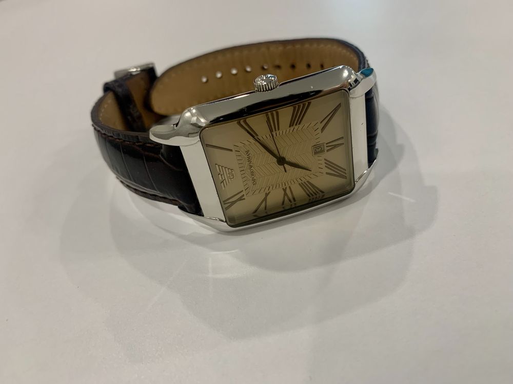 Ceas de vanzare ARMANI