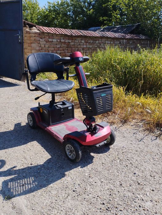 Електрическа четириколка