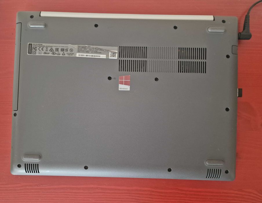 Настолен компютър - Lenovo