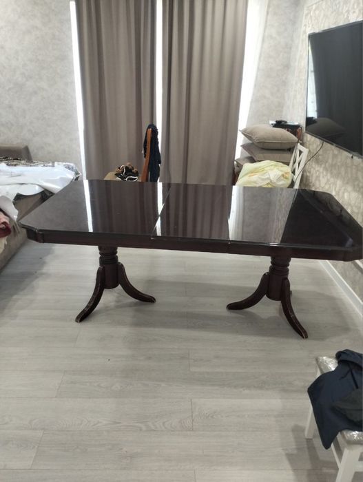 Продам стол бу состояние хорошое продаем связи тем что  купили новое