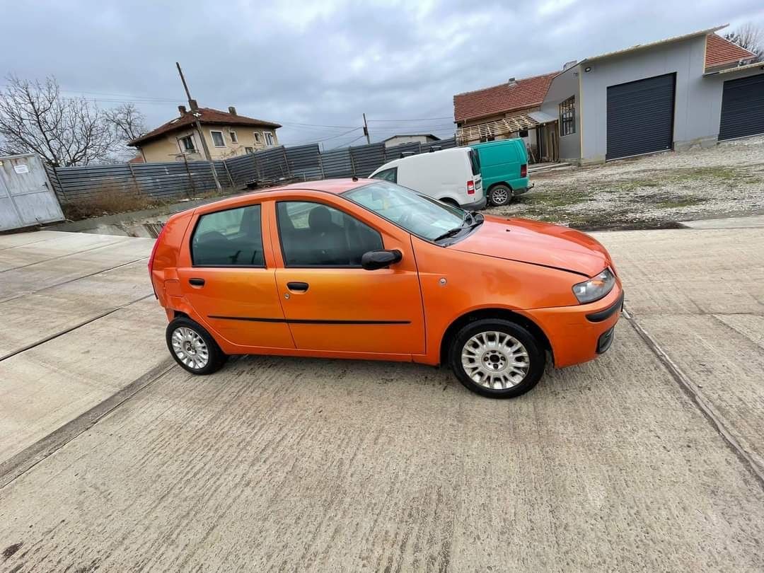 Fiat Punto 1.2 16v 2000г НА ЧАСТИ