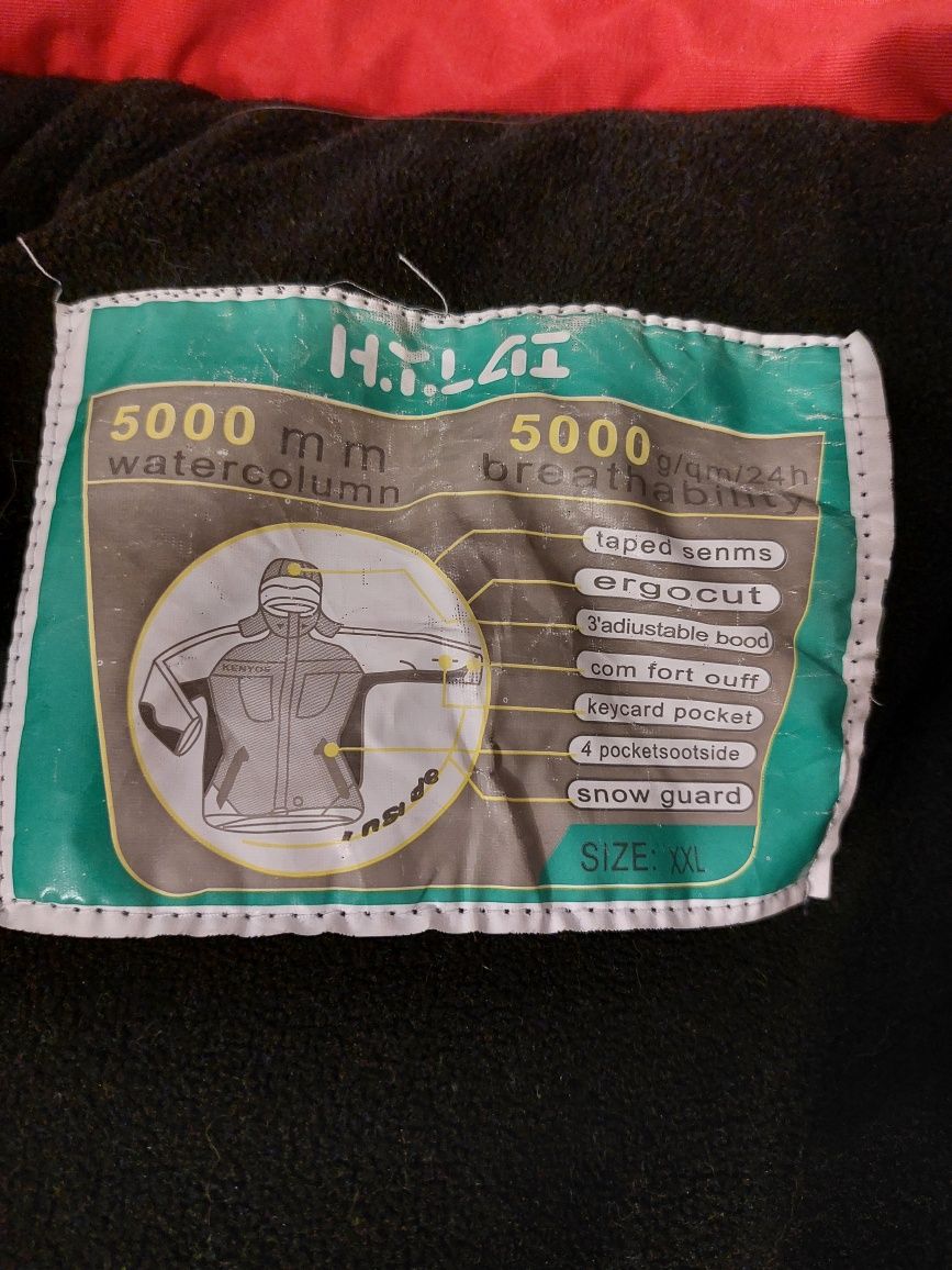 Geaca schi impermeabila si calitati termice foarte bune, mărimea S