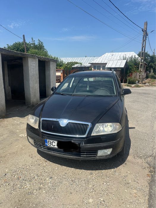 Skoda Octavia 2 Bara fata aripi capota trager faruri