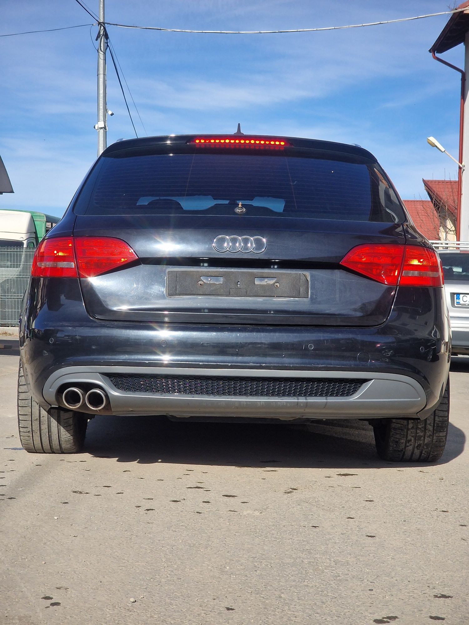 Dezmembrez audi a4 b8 sline multitronic led piele