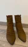 Botine piele intoarsa