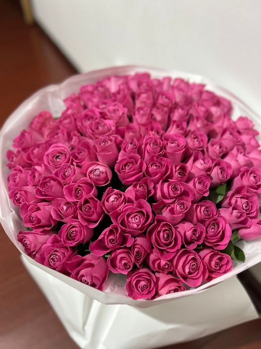 розовые розы, 101 штук