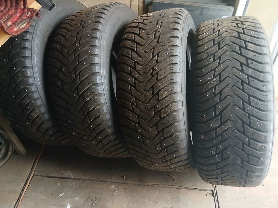 265/60/18 комплект новой шипованной резины NOKIAN HAKKAPELIITTA 8 SUV.