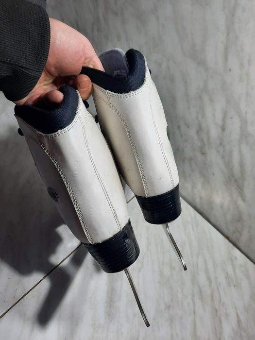 Patine gheata 367 patinaj artistic Roces marime eu 40 ( 26  cm)