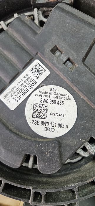 Ventilator Audi a4 B9 COD:8W0959455