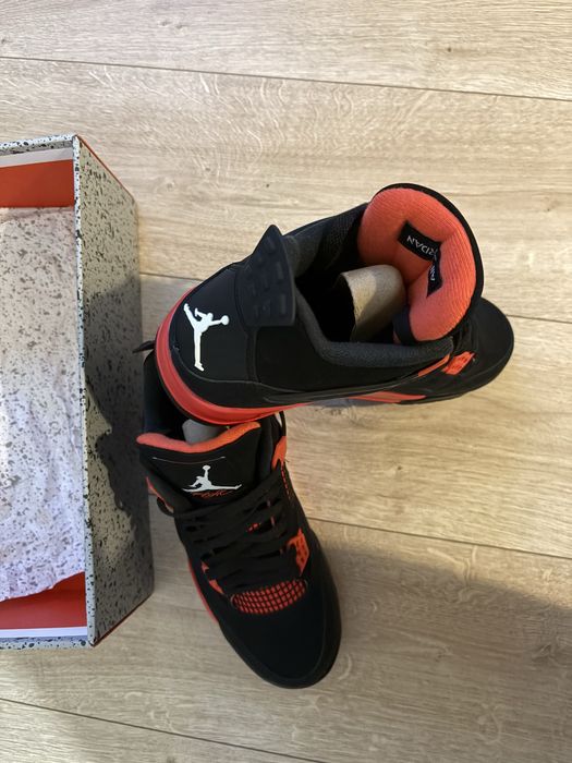Air Jordan Retro 4 Red Thunder