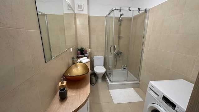 Inchiriez apartament 3 camere, parcare, terasa ,60mp Buna Ziua-Fagului