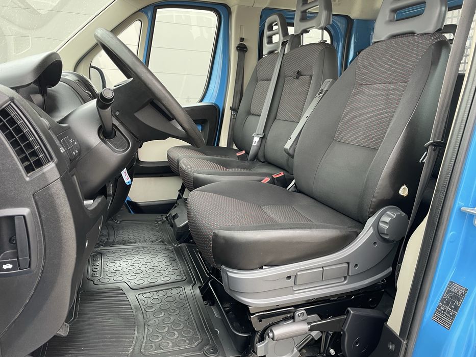 PEUGEOT BOXER DOKA /06.2018/locuri + bena /GARANTIE 1 AN/Leasing