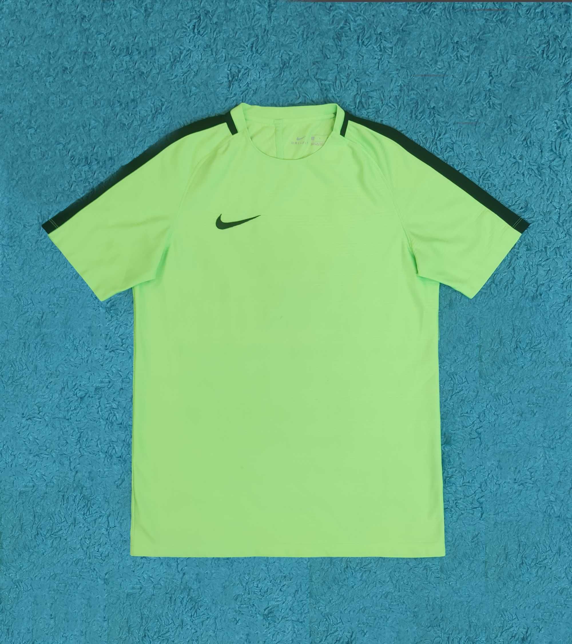 Tricou Nike Dri Fit Original - Impecabil