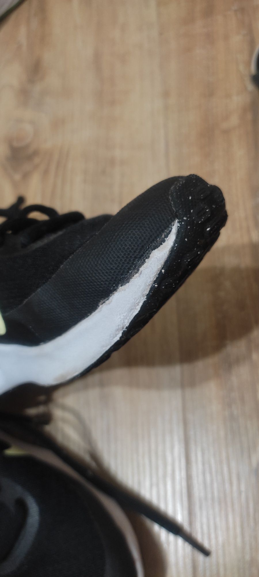 Маратонки nike 34 номер