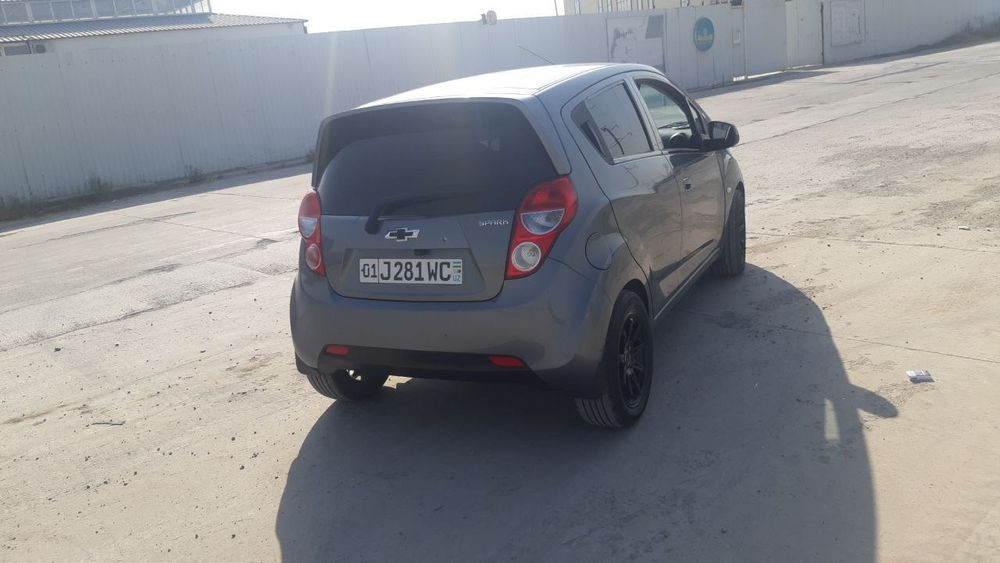 Сдается в аренду с выкупом CHEVROLET SPARK.
