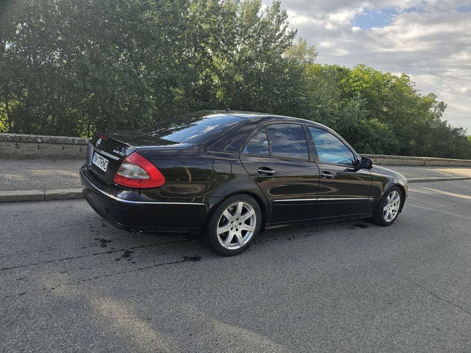 Mercedes clasa E300 ,Avangard  cutie automata , 3.0 diesel