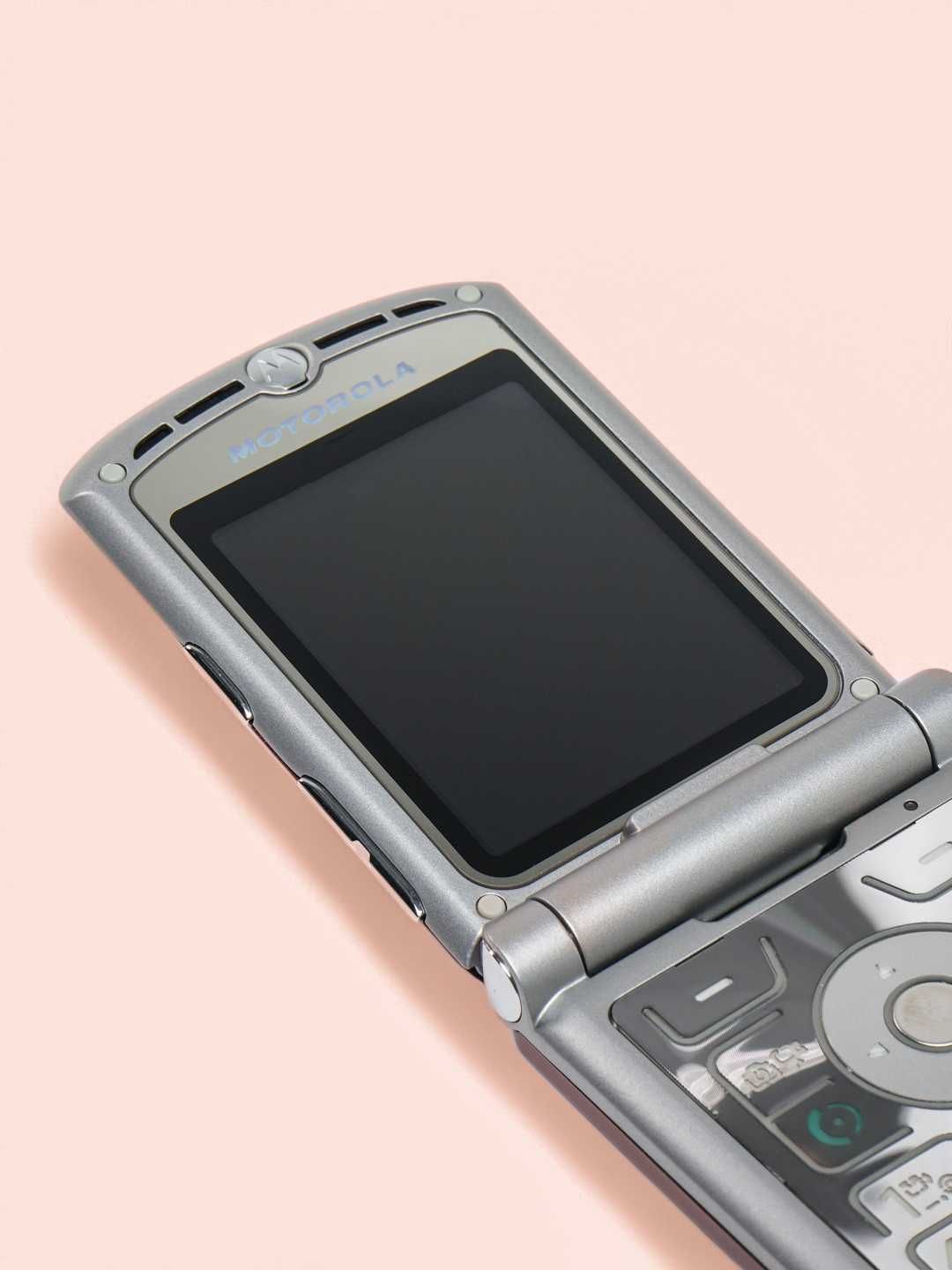 Motorola v3 Perfectum (CHEGIRMA)