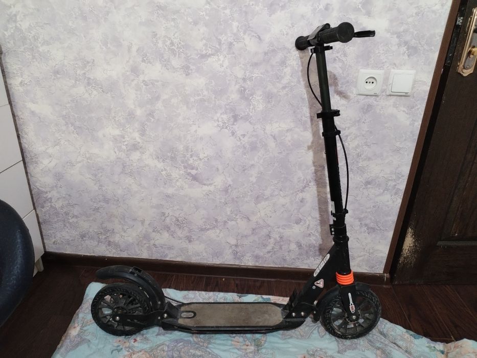 Продаётся самокат