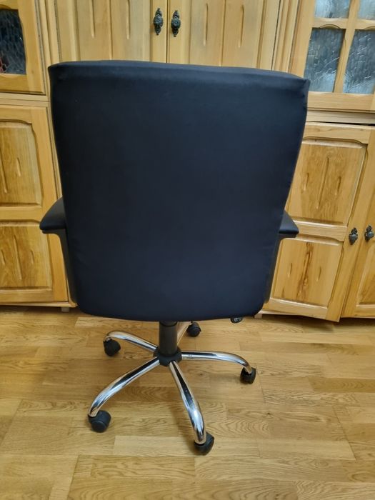 Scaun directorial ergonomic