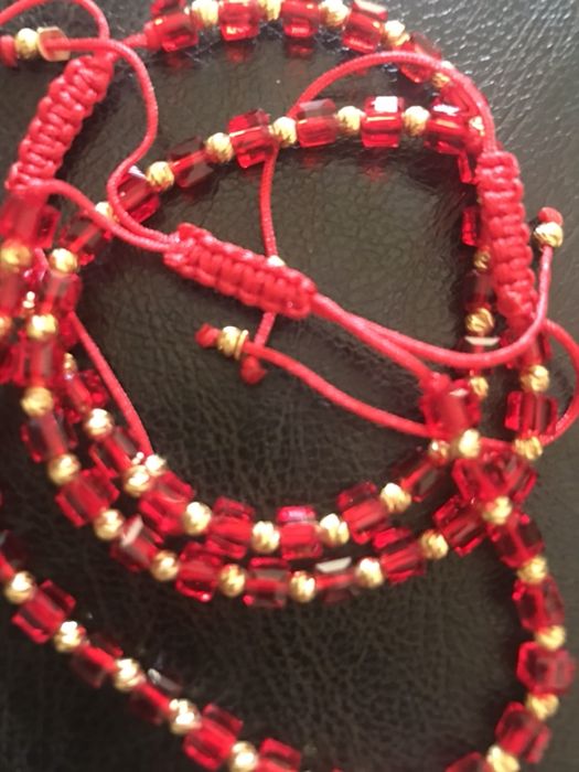 Brățări și lănțișoare argint