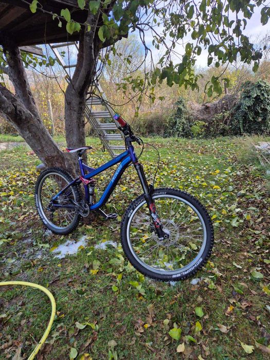 Ендуро колело Specialized