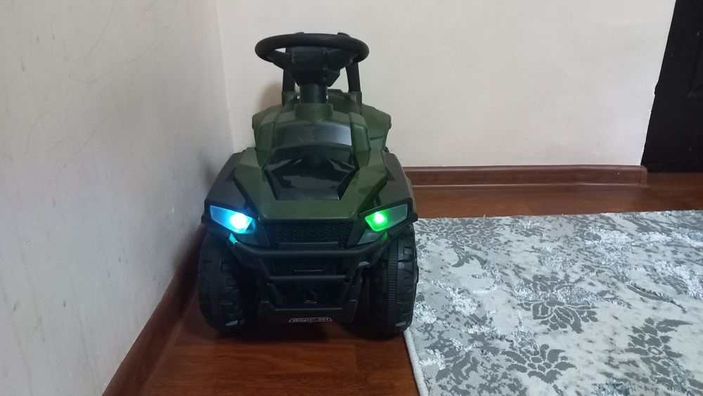 Продам , ослик попрыгун,мяч попрыгун