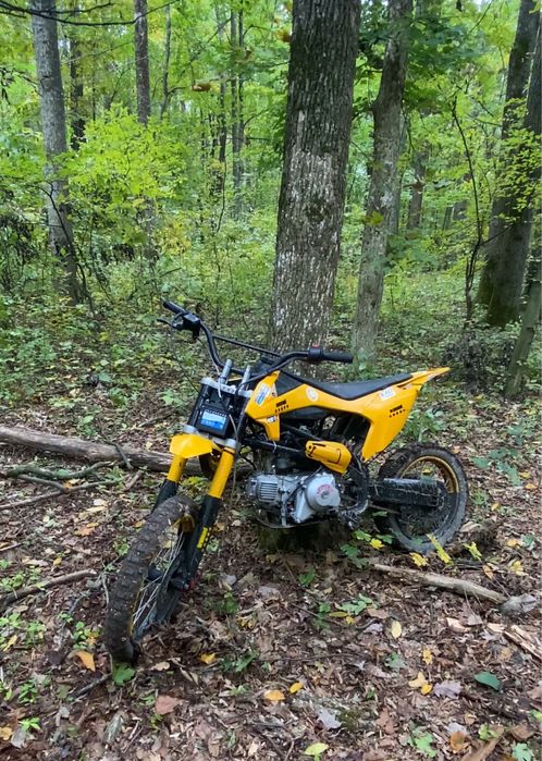 Vand cross 125 automat ca defecte pana pe spate