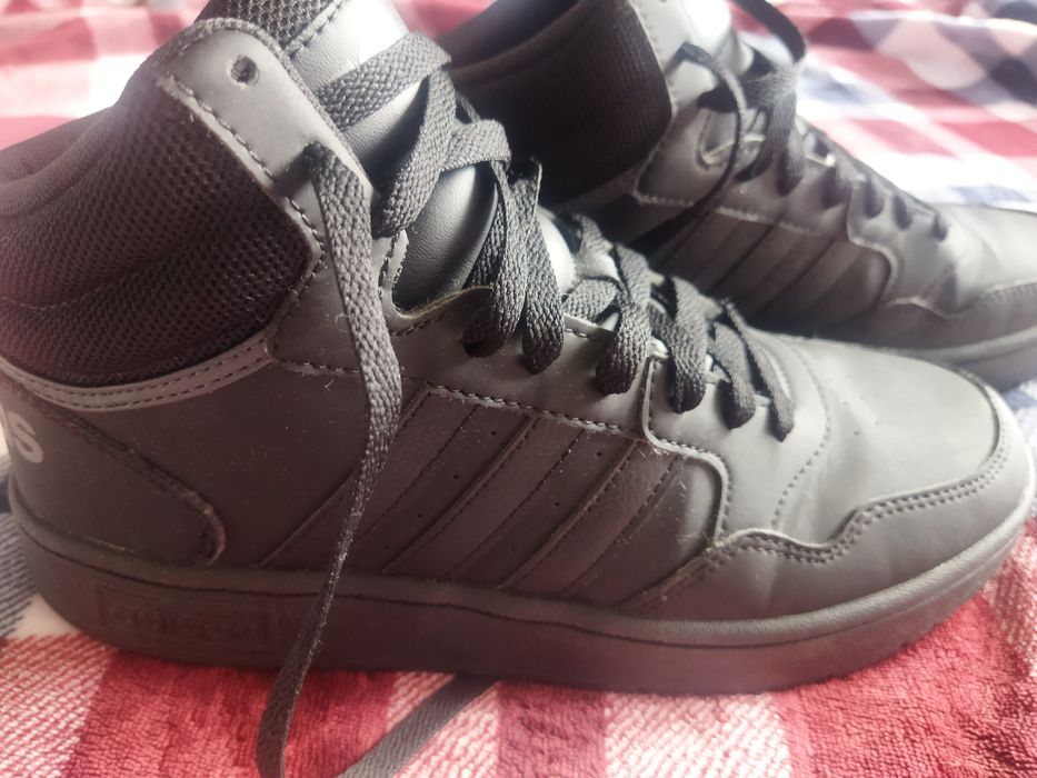 Високи маратонки Адидас