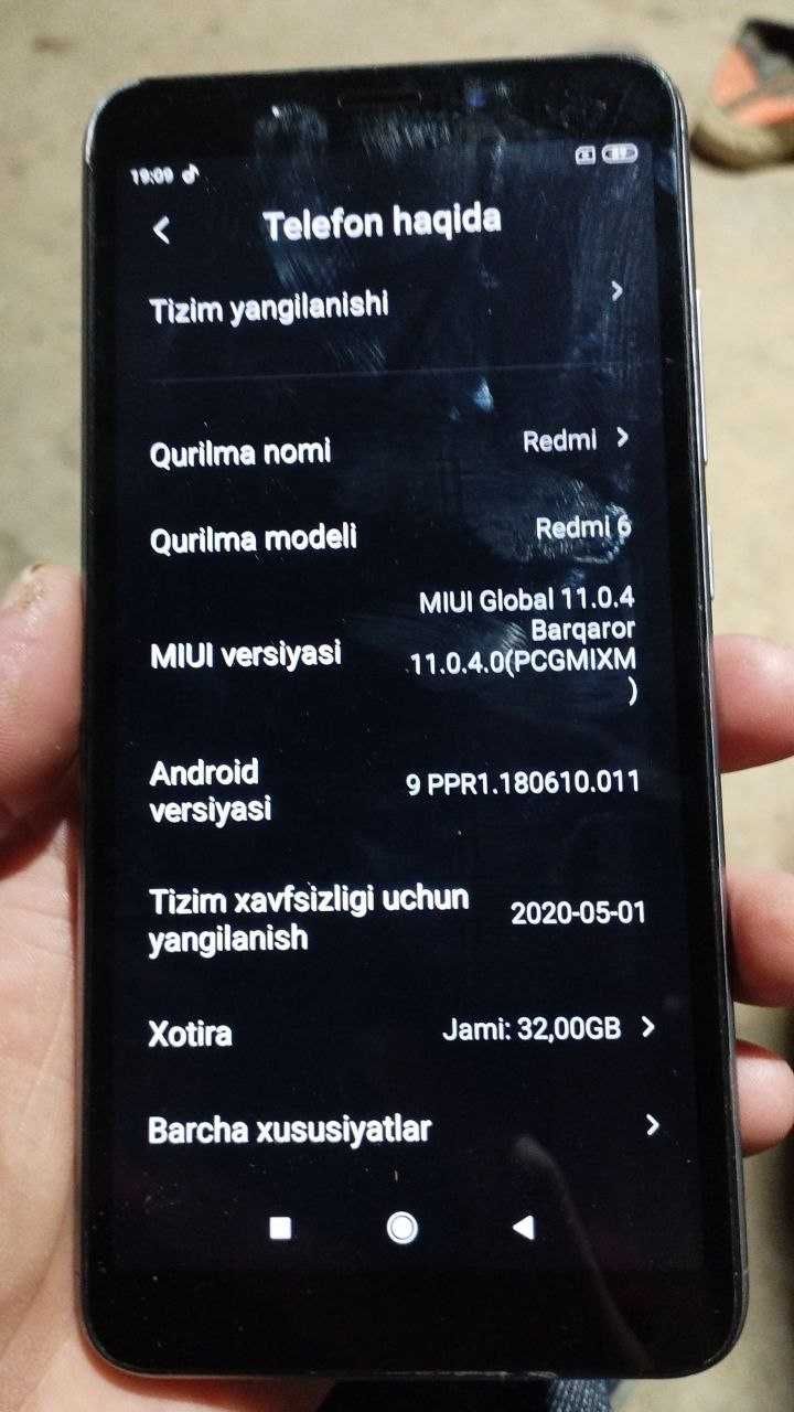 Telefon sotiladi Redmi 600 000 som