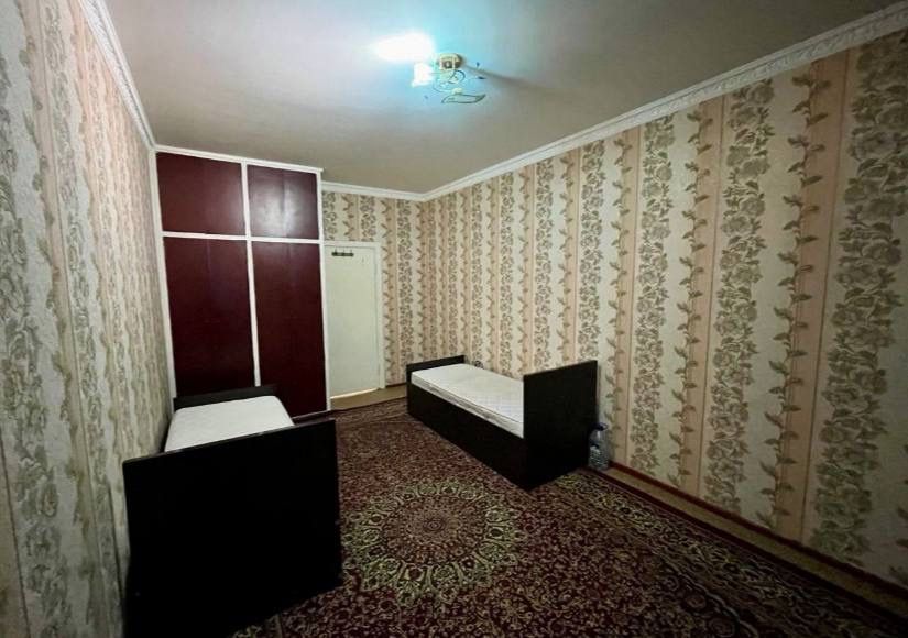 Чилонзор 8. малика гостиница. 2/1/4 срочно