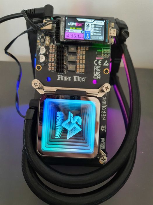 Miner bitcoin NerdAxe++ Hydro 4.8 Th/s