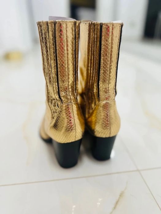 Zara Ghete piele vegana aurie croco