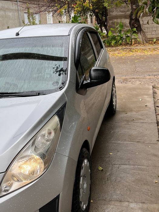 Spark 2011 srochno sotiladi