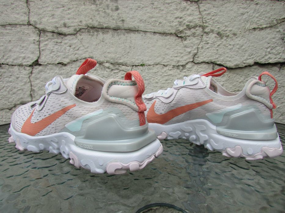Дамски маратонки Nike React Vision