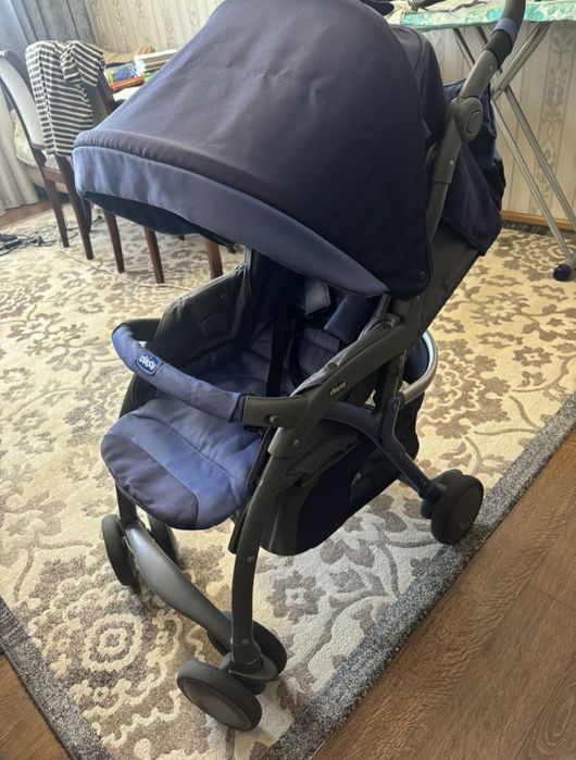 Срочно продам коляску фирмы Chicco