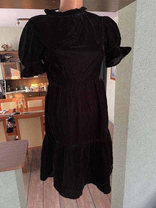 Дамска черна рокля