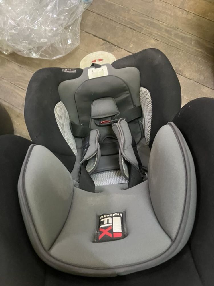 Inglesina Amerigo Hsa детско столче за кола 9-18кг.