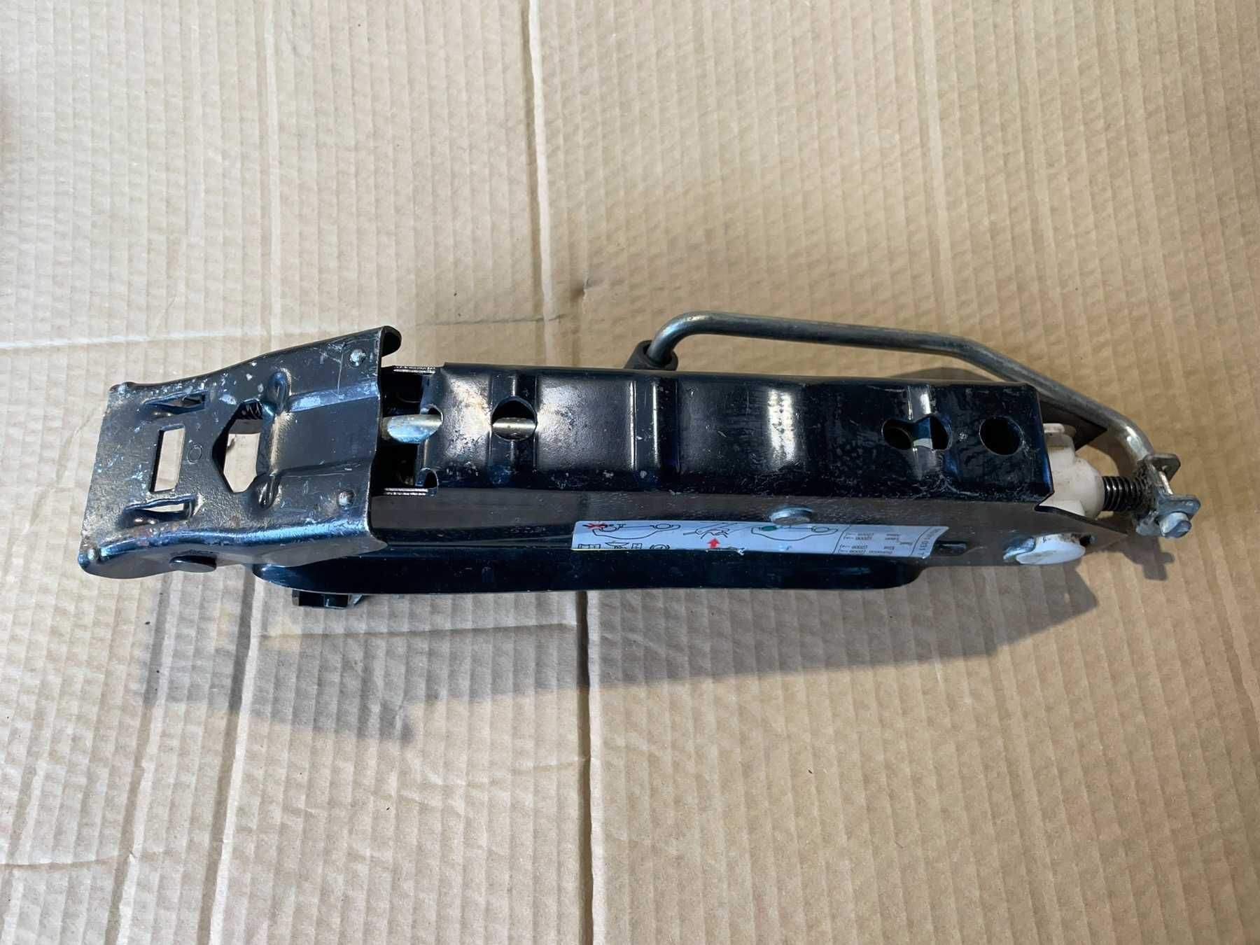 Авто Крик Авариен Крик 1K0011031T VW Golf Scirocco Eos Seat Leon Altea