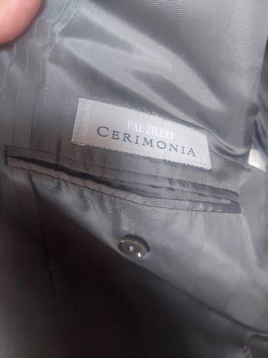 Vand costum Pal Zileri