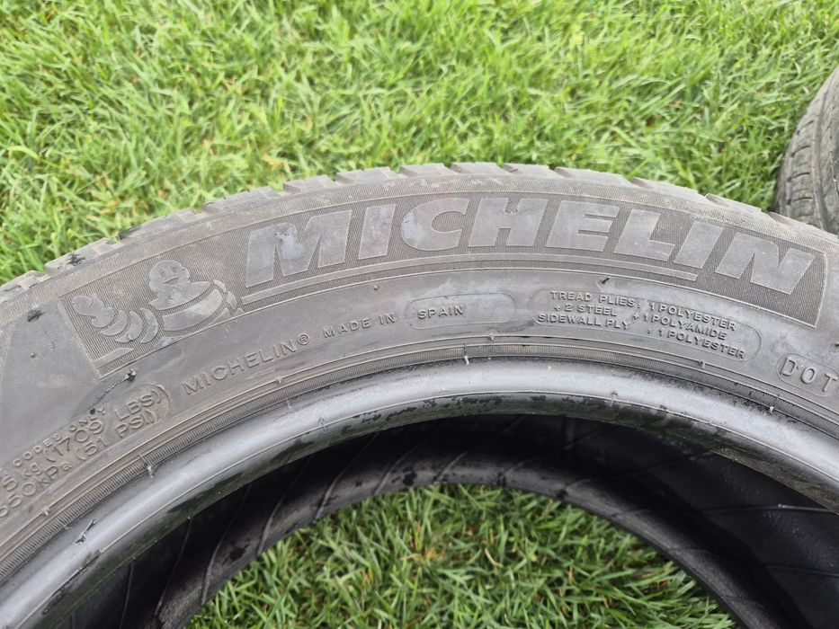Vand 4 anvelope iarna Michelin 235/55/R17