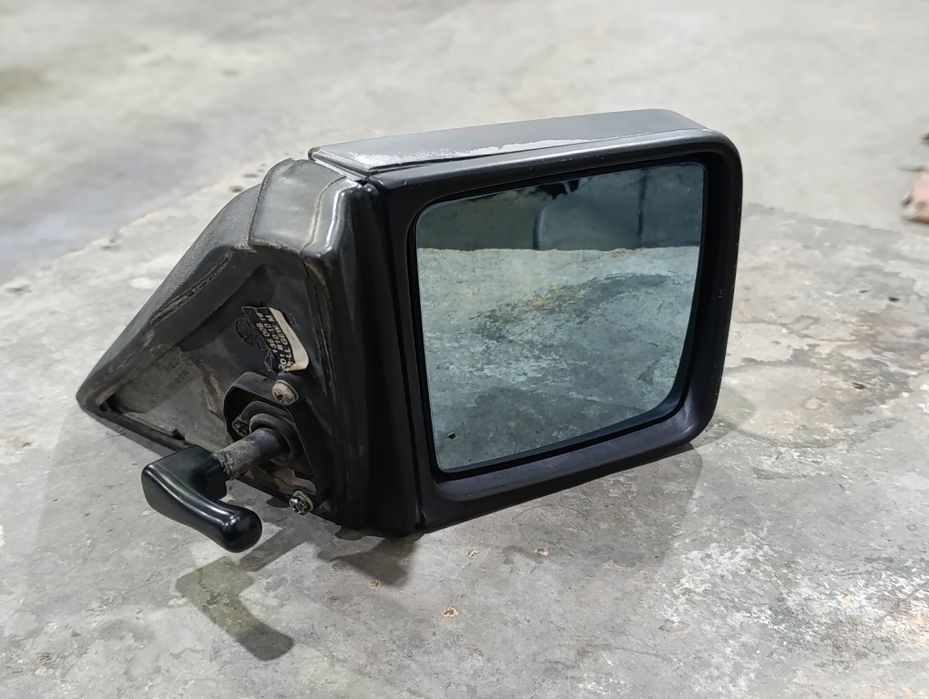 W124,202 190 боковое зеркало