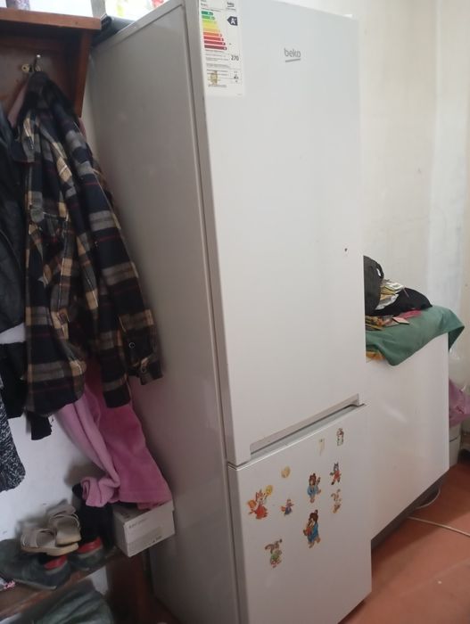 срочно продам холодильник