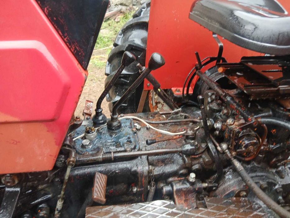 VÂND / SCHIMB  Tractor UTB 445 4x4 dt