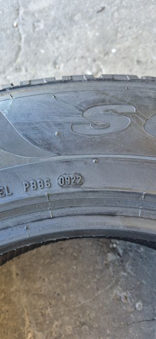 4 anvelope iarna Pirelli 235/65/19,dot 2022.Pretul este pe bucata