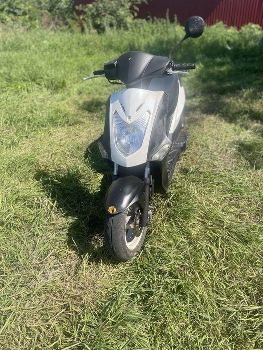 scuter kymco 4t 49cc