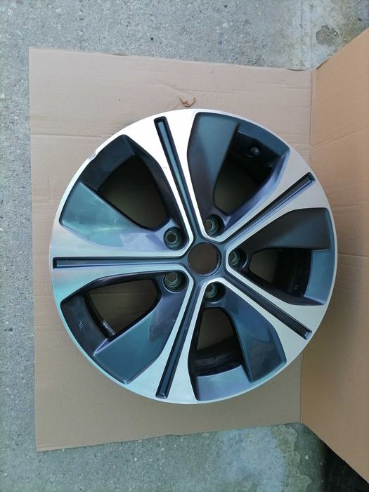 Janta R17 Nissan Leaf  N86701  1.