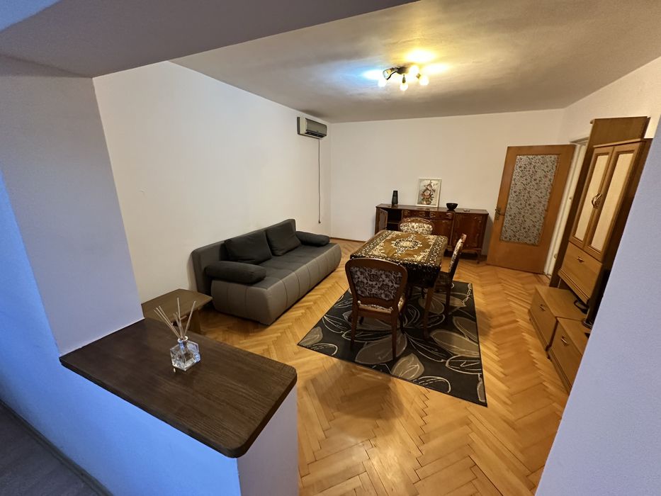 Inchiriez apartament 2 camere decomandat Terezian