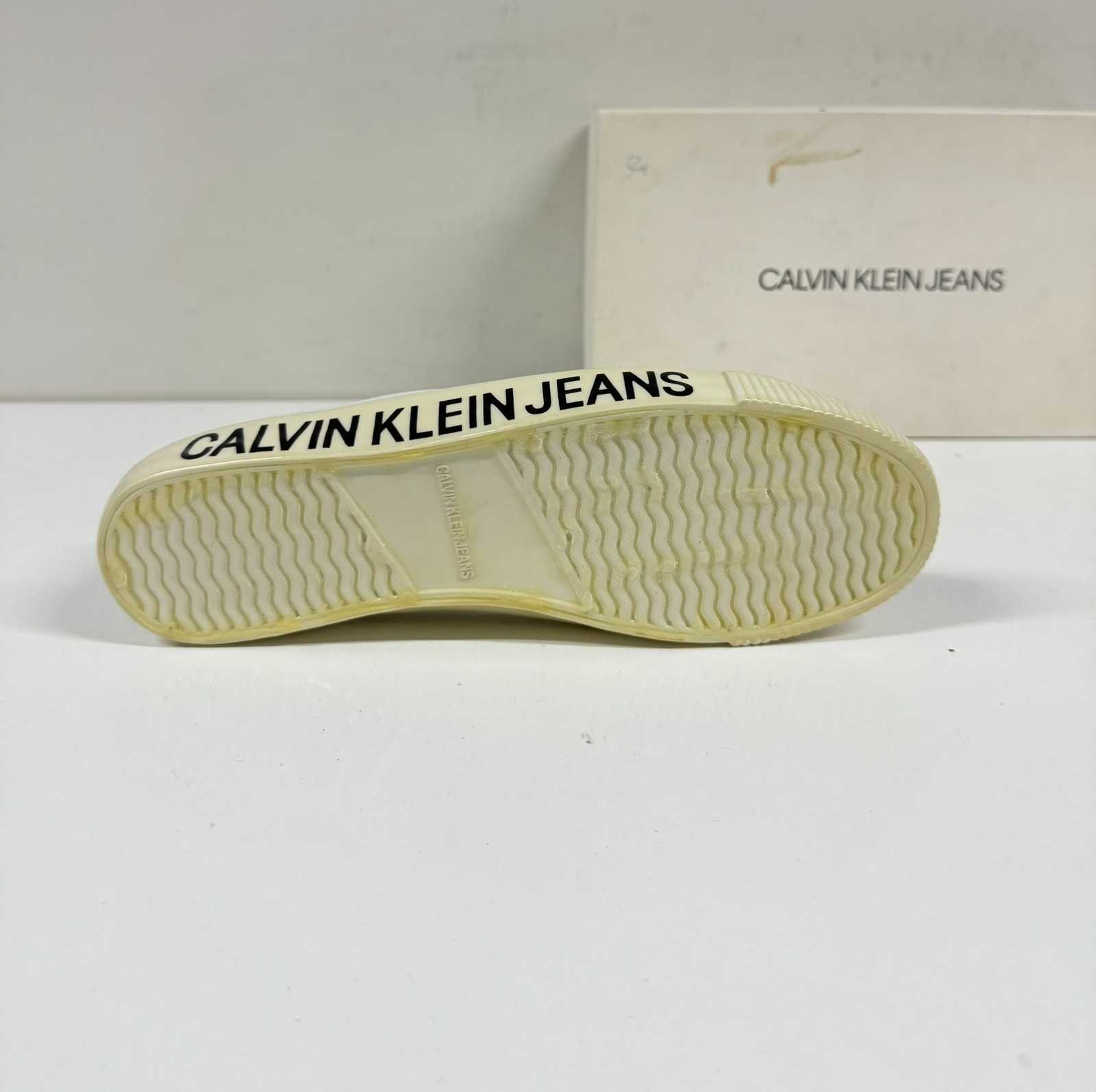 Calvin Klein Jeans
