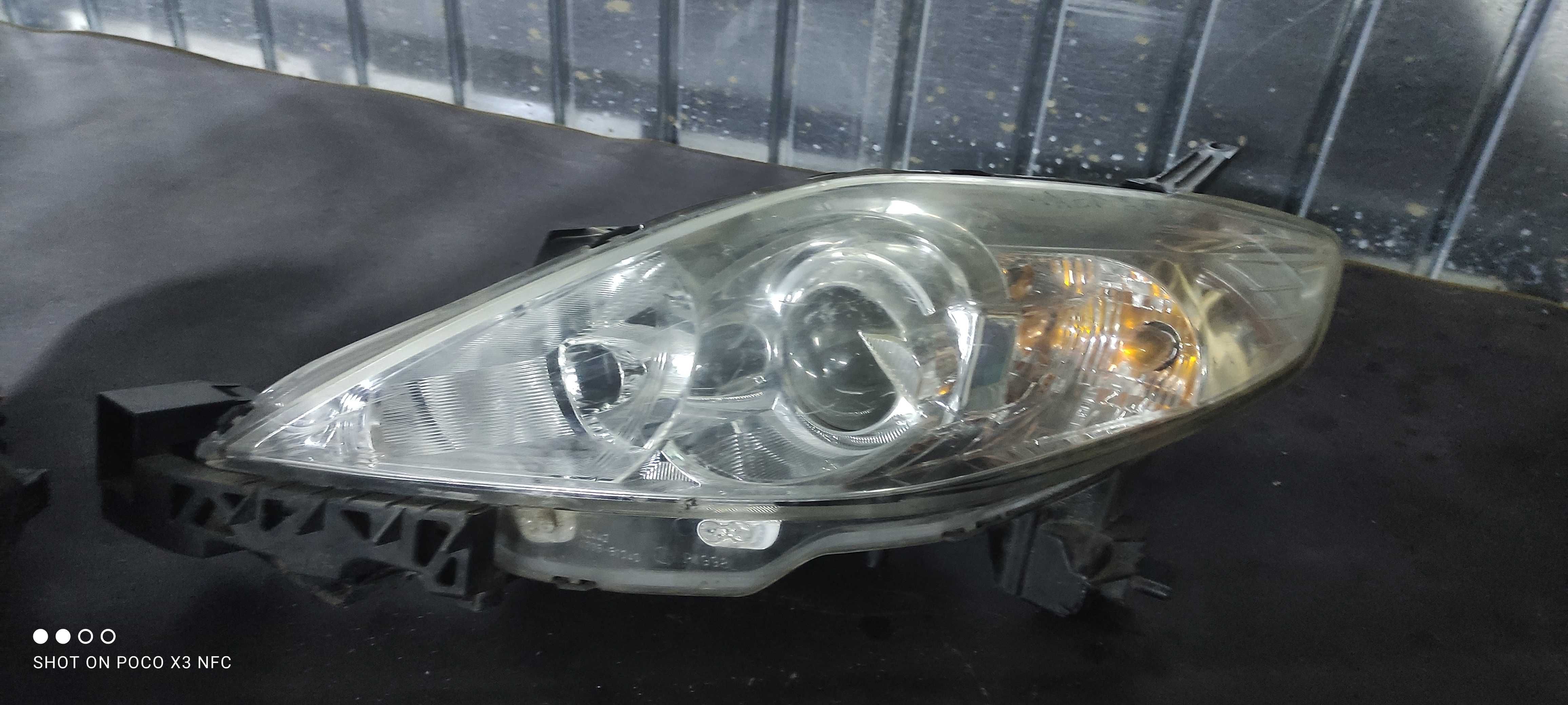 Far Stanga Dreapta Mazda 5 European Cu Lupa