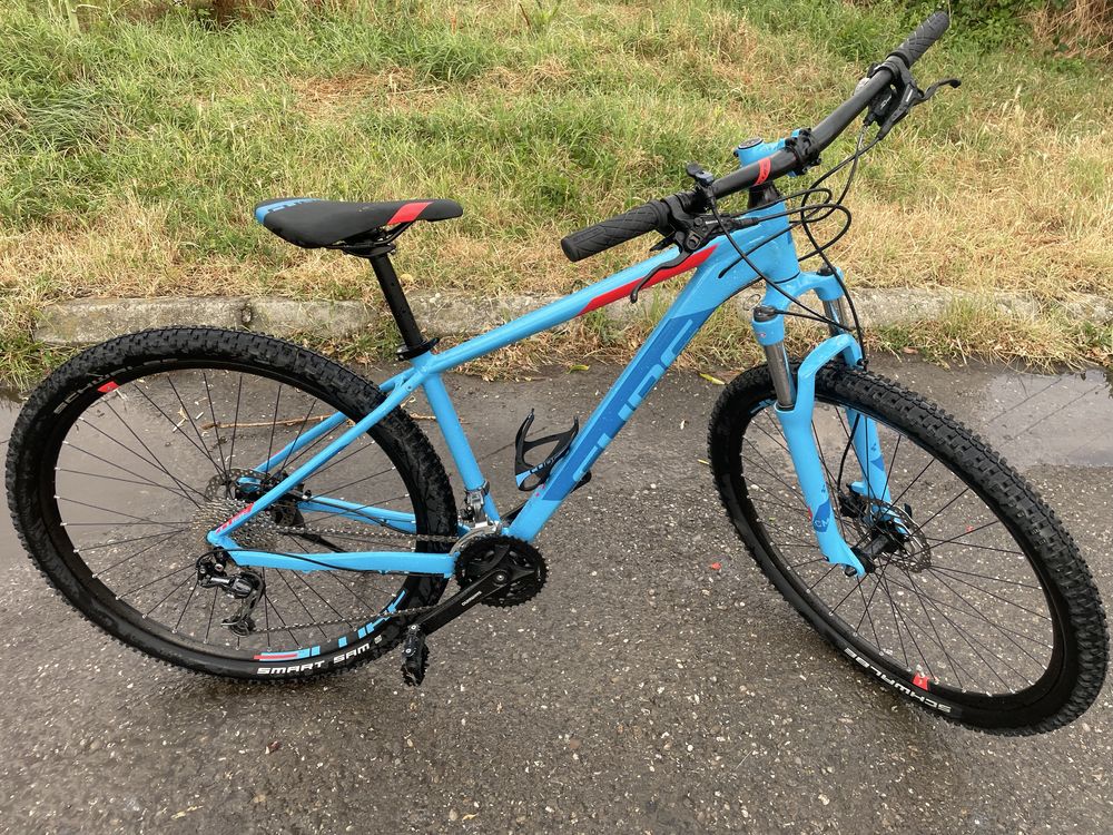 Bicicleta Cube 29 aim sl